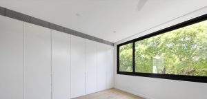 KYC screenshot-style photo: ducted grille finish (clean ceiling aesthetic).